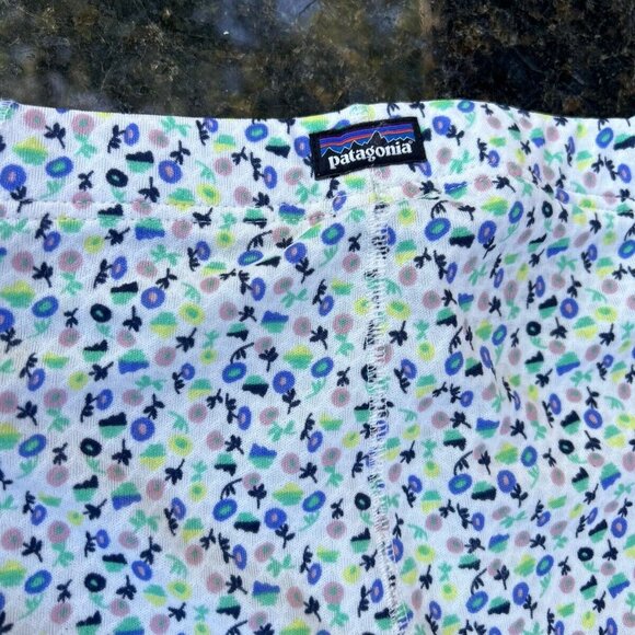 Patagonia Kids Capilene Baselayer  - White with Blue and Green Pattern - Picture 3 of 3